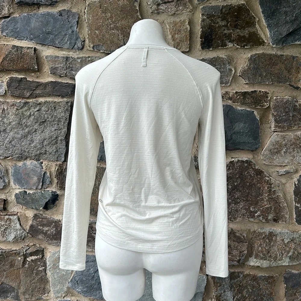 Elegant Cream Long Sleeve Top